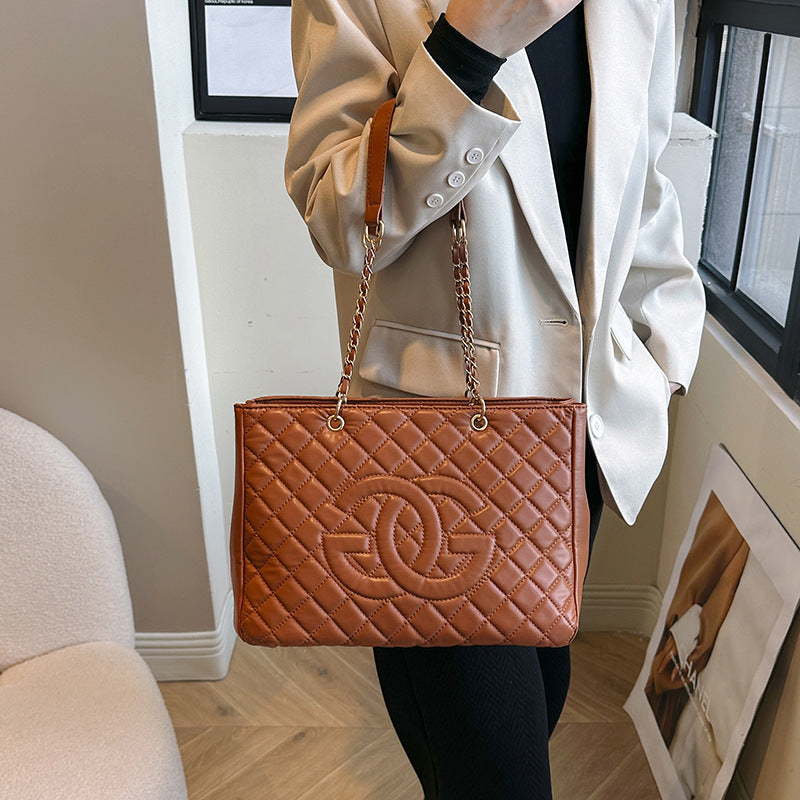 Women's Fashion Letter Tote Large Capacity Chain Trendy Crossbody Bags